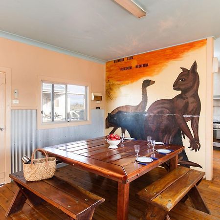 Mungo Shearers' Quarters Villa Bagian luar foto