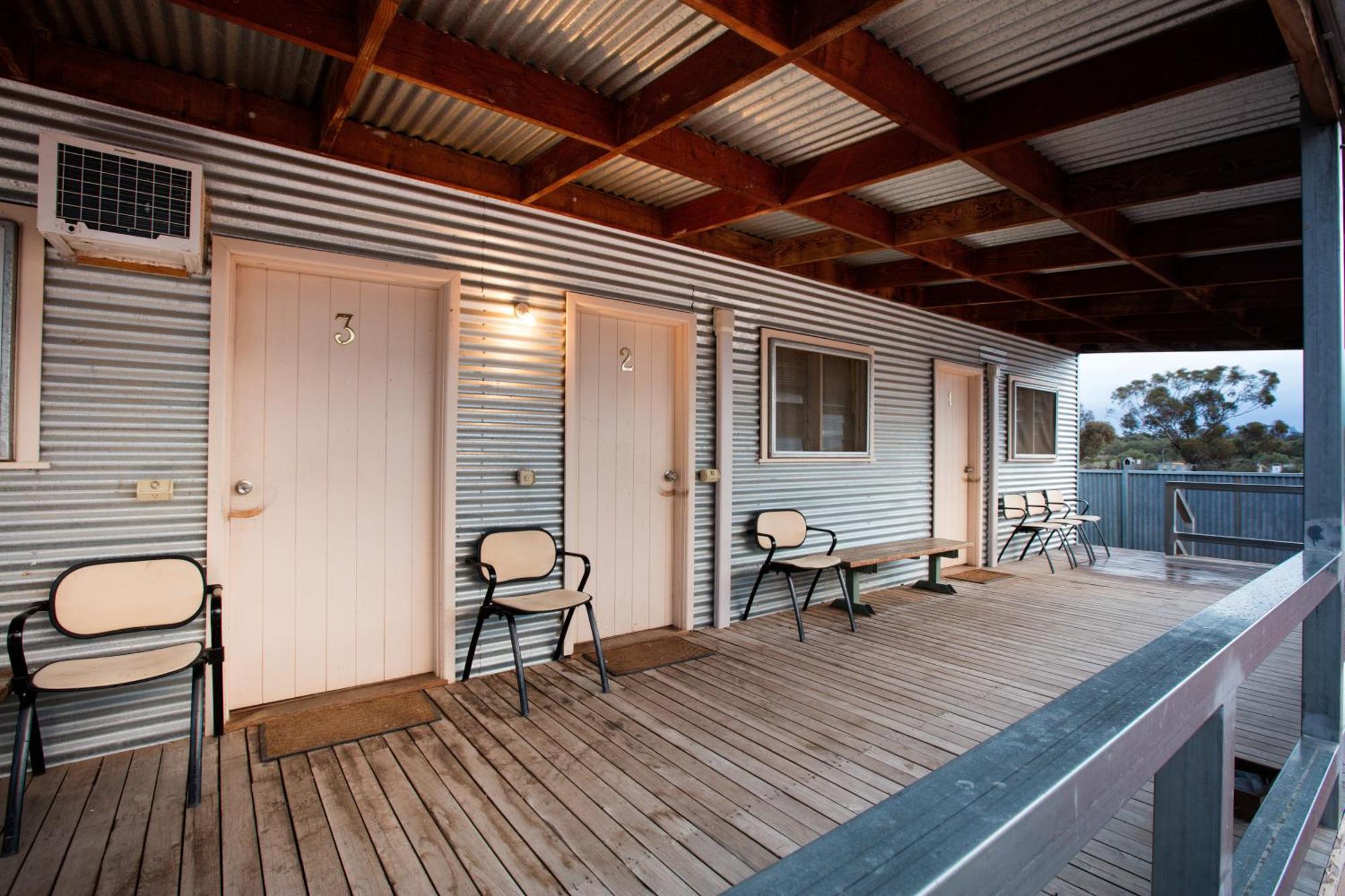 Mungo Shearers' Quarters Villa Bagian luar foto
